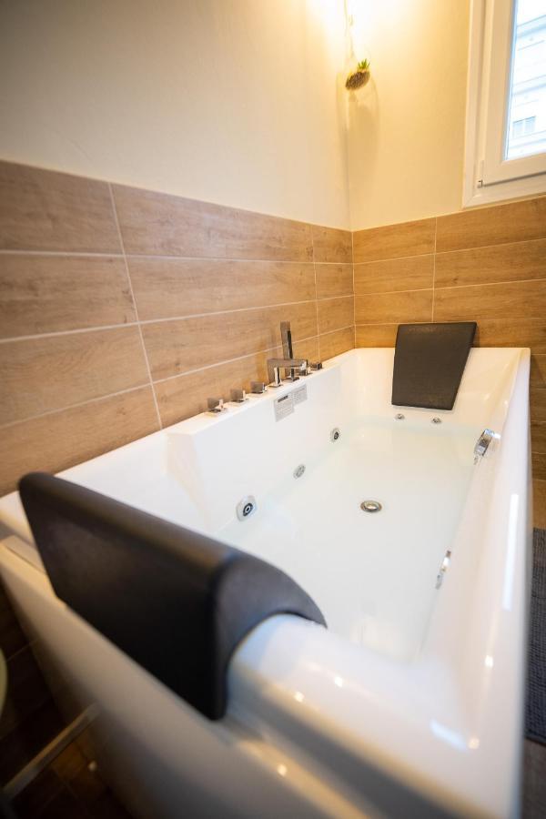 Belajo Central Apartment And Jacuzzi !! Vólos Extérieur photo